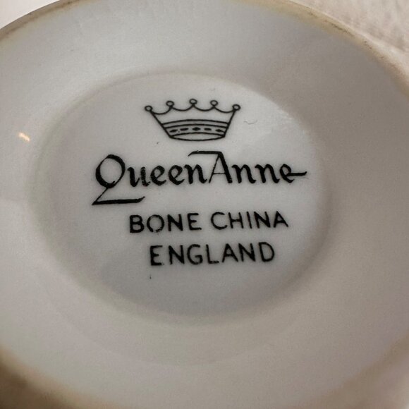 Queen Anne Bone China Tea Cup & Saucer Set With Pink Rose Design - Picture 10 of 15